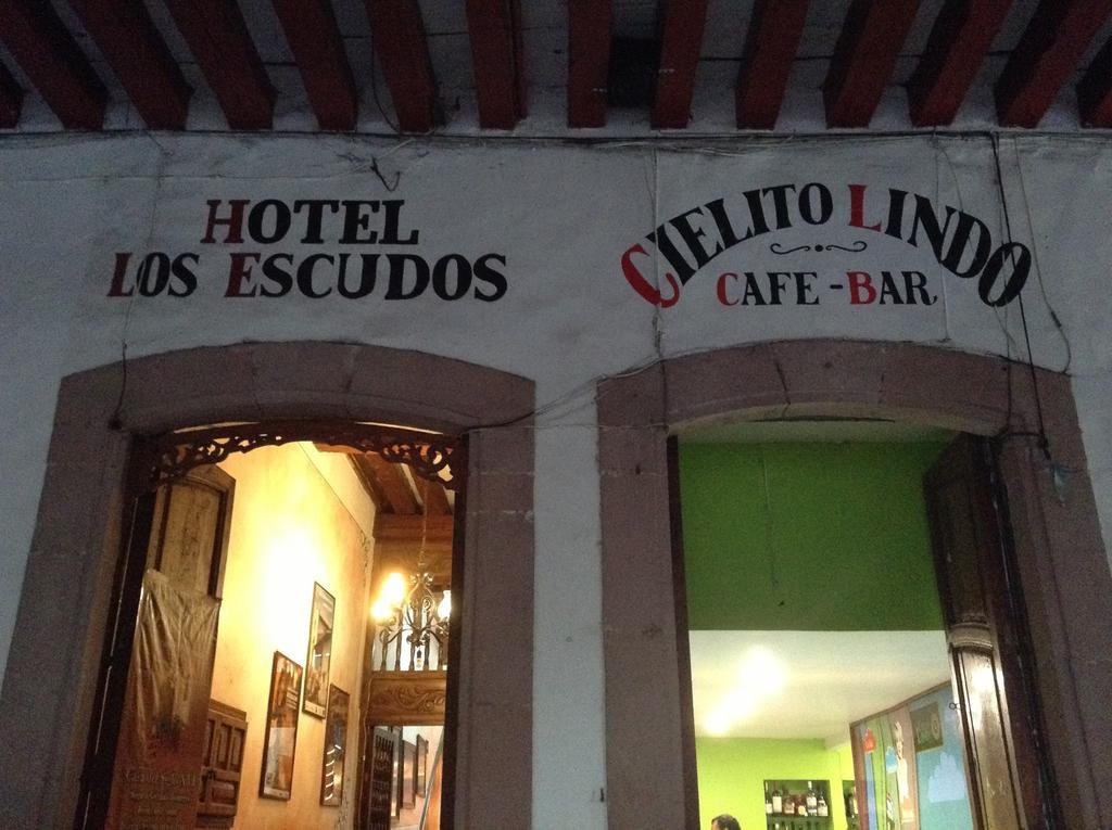 Hotel Los Escudos Pátzcuaro Exterior foto